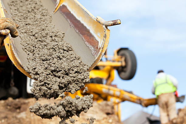 Best Affordable Concrete Contractor  in De Soto, MO